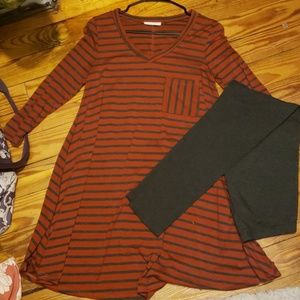2 piece outfit tunic and leggings